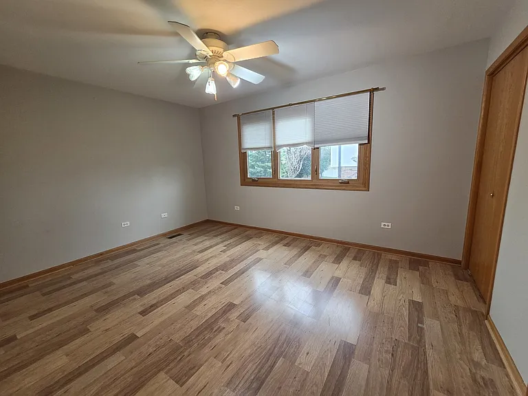 8112 Rutherford Dr — Photo 11