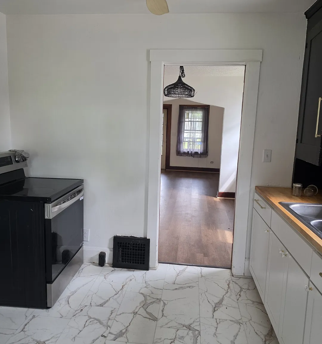 2 bed, 792 sqft, $1,100 — Photo 4