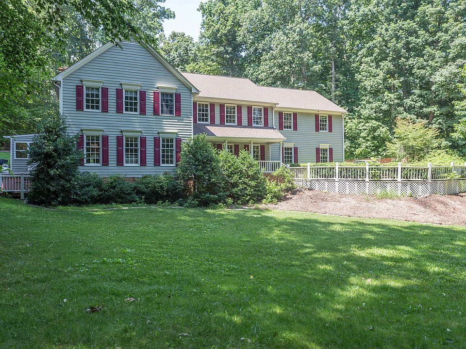 1st image of 7112 Bloomsbury Ln