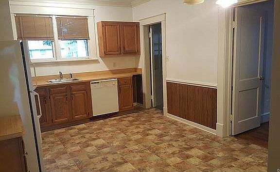 5th image of 3705 Stockton St