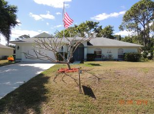 1062 SE Prineville St, Pt Saint Lucie, FL 34953