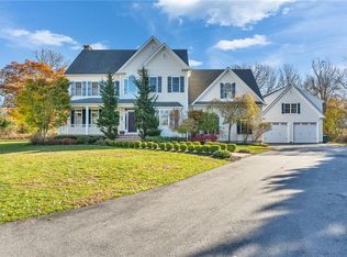 25 1/2 Asylum Rd, Warren, RI 02885