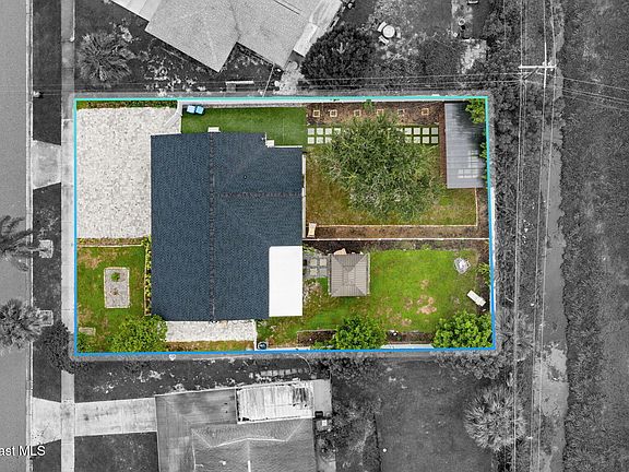 2nd image of 712 Badger Dr NE