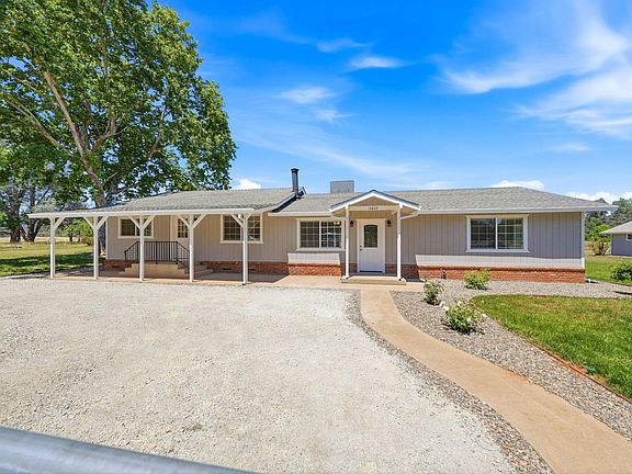 2nd image of 15644 Cloverdale Rd