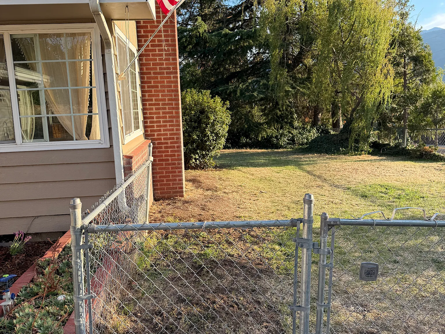 3 bed, 1431 sqft, $2,450 — Photo 3