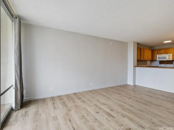 98-410 Koauka Loop APT 5F, Aiea, HI 96701