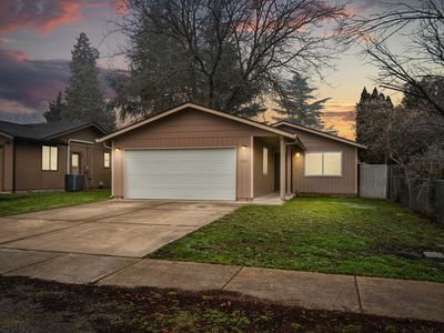 1806 Hart Ave, Medford, OR, 97501