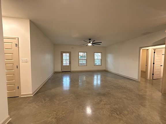 4th image of 41 Wooten Ave