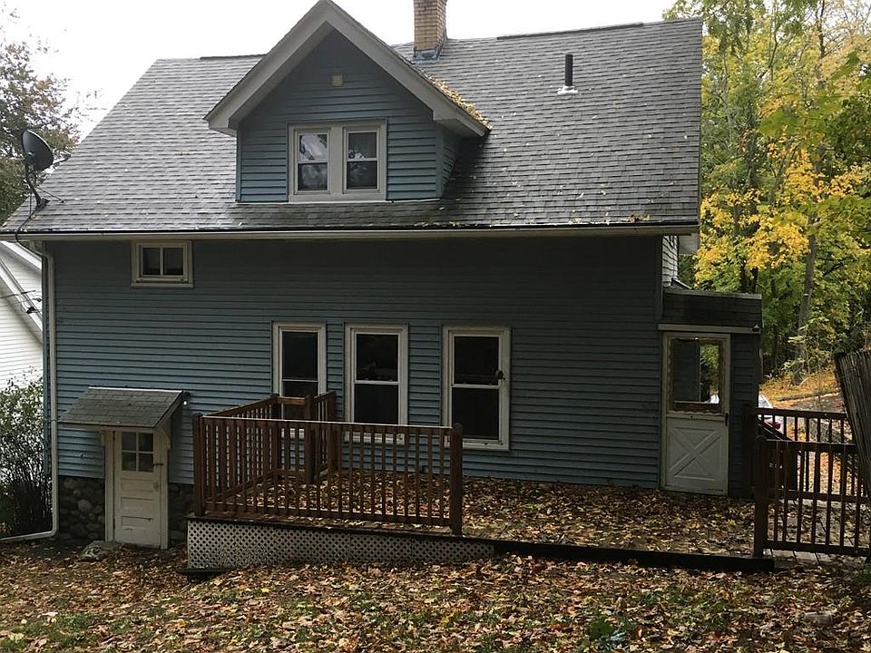 2nd image of 44 Barnes Ave