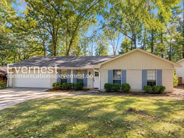 104 Pine Rd, Brandon, MS 39047