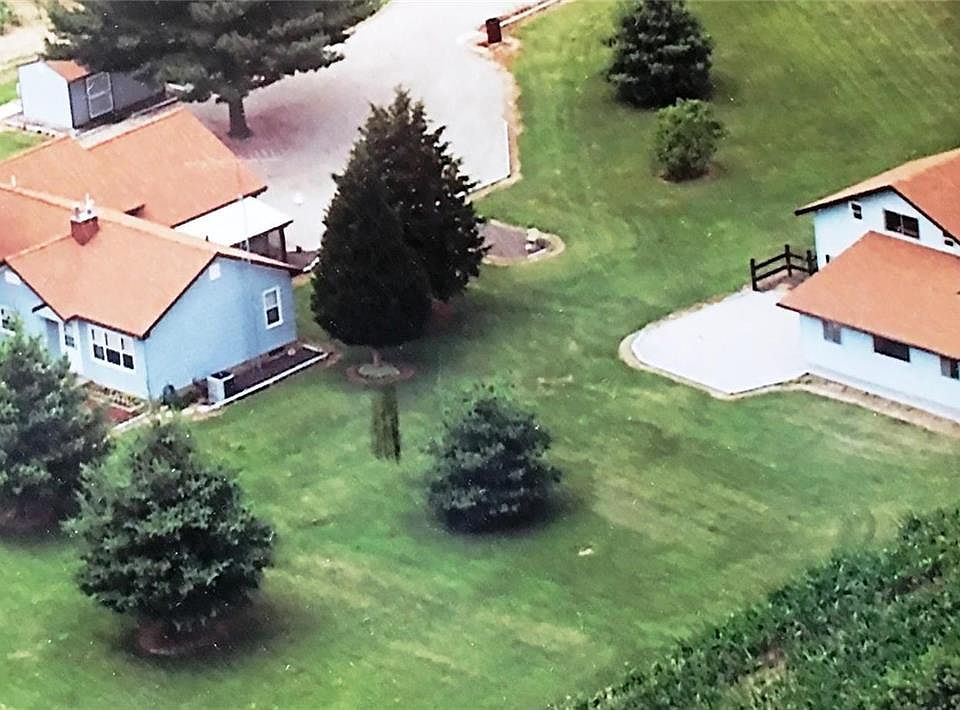 1st image of 842 Sutton Ln