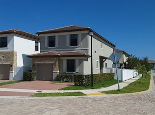 3463 W 110th St, Hialeah, FL 33018