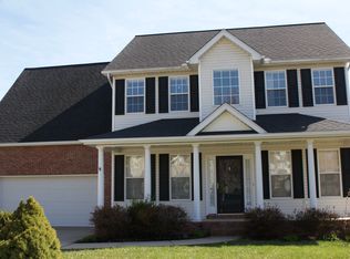 407 Brian Dr, Hurricane, WV 25526