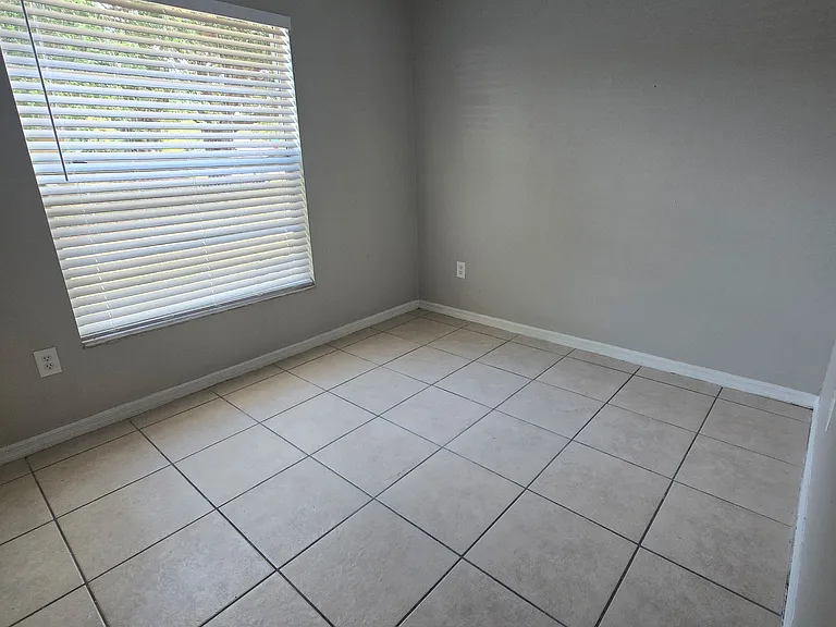 2212 Florida Dr #2 — Photo 9