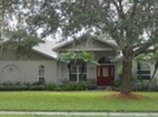 5913 99th St E, Bradenton, FL 34202
