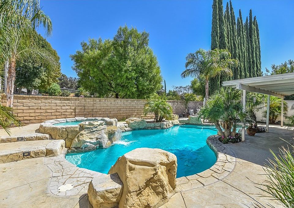 1st image of 27726 Cherry Creek Dr