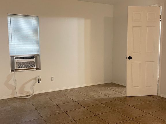 3rd image of 102 E Rosehill Ave #A