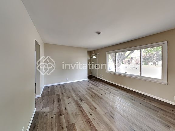5th image of 230 Poplar St E
