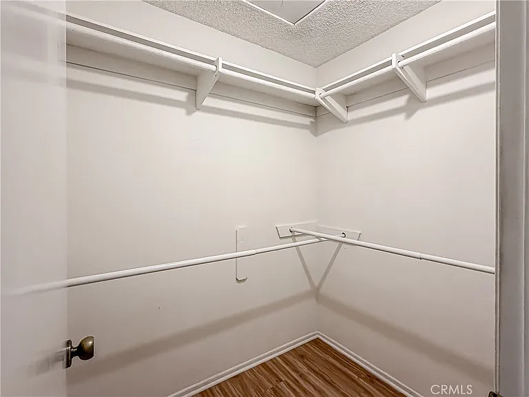 9201 Paso Robles Ave — Photo 48