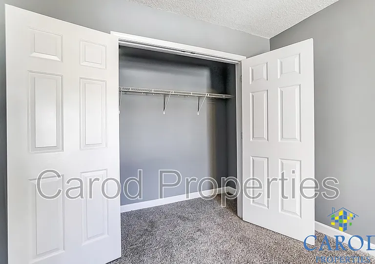 1015 Alston Hill Dr — Photo 30