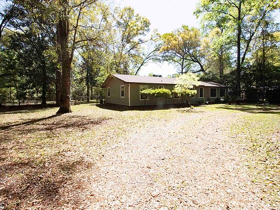 3rd image of 103 Sam Smith Cir