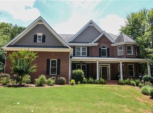 267 River Mist Dr, Hoschton, GA 30548