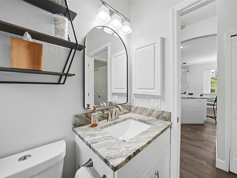 2880 Vogler Ln — Photo 25