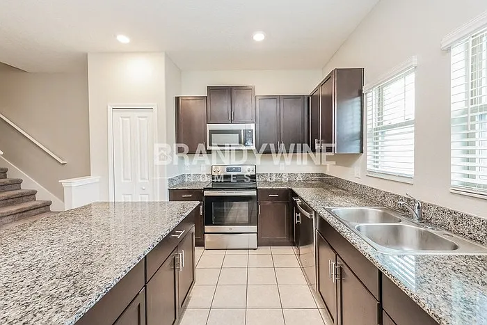 5688 Marbella Dr — Photo 9