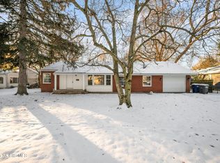 5845 Cook Dr, Toledo, OH 43615