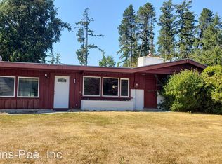 802 3rd St, Steilacoom, WA 98388