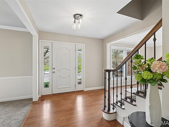 4th image of 605 Waterford Ridge Ct