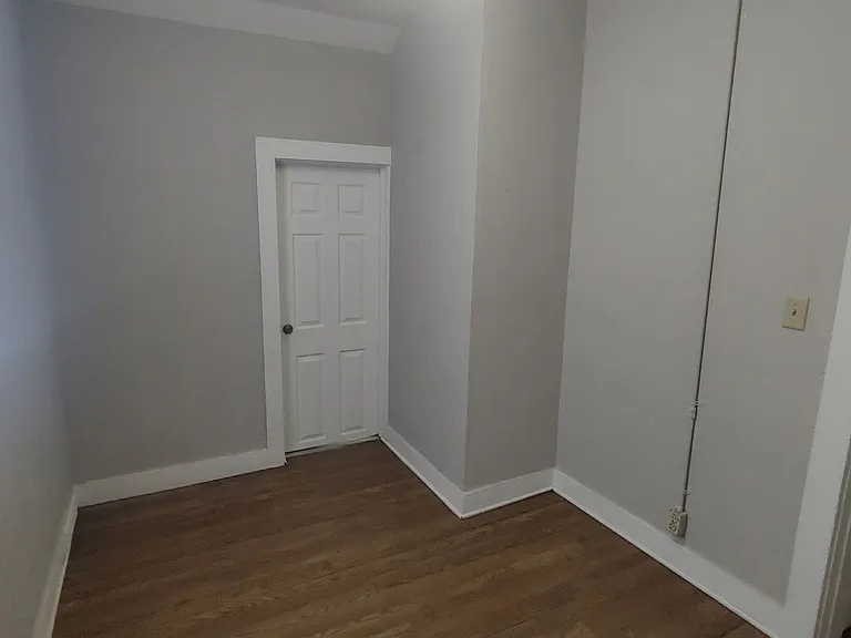 1115 Dorcas St — Photo 10