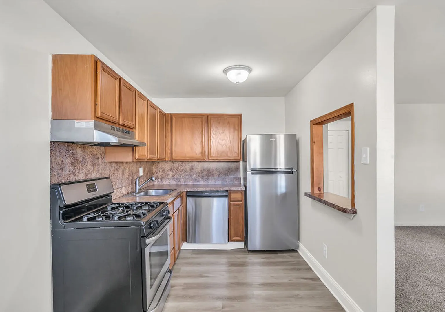 Laurelton Village Apartments — Photo 2