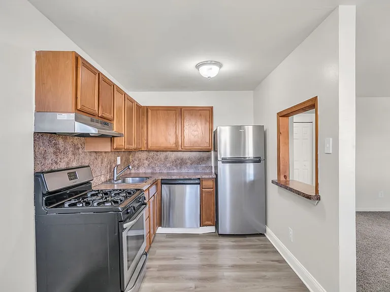 Laurelton Village Apartments — Photo 2