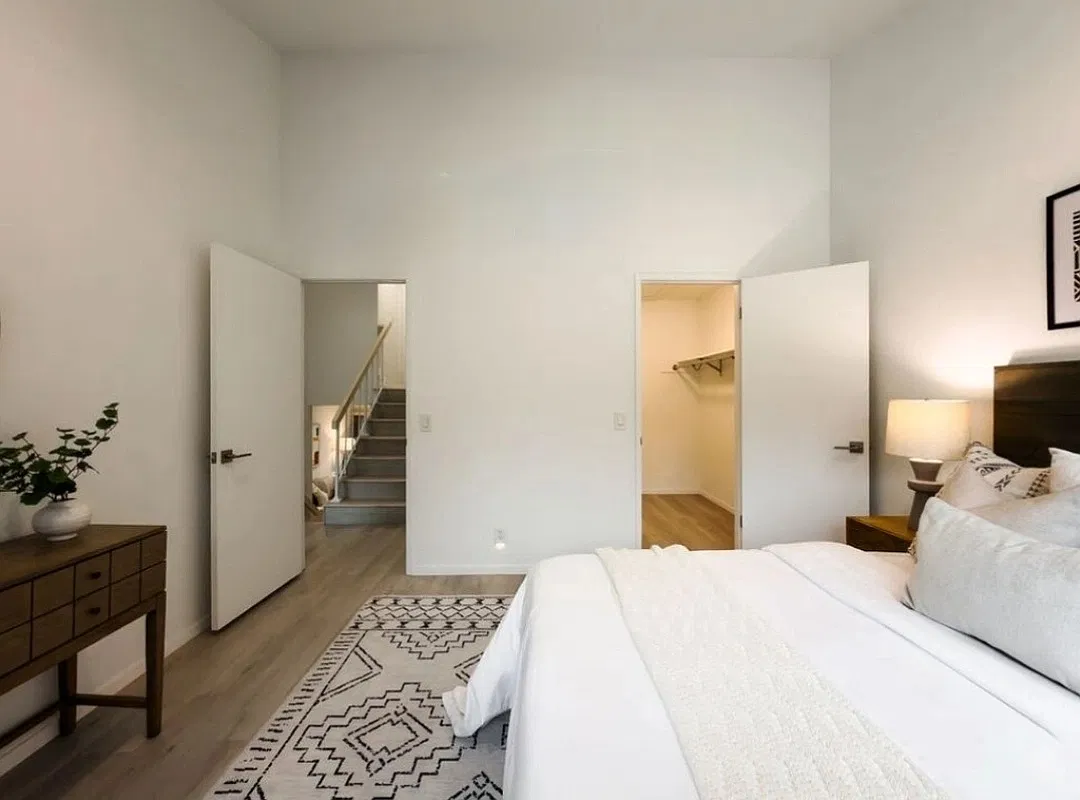 3 bed, 1183 sqft, $1,650 — Photo 3