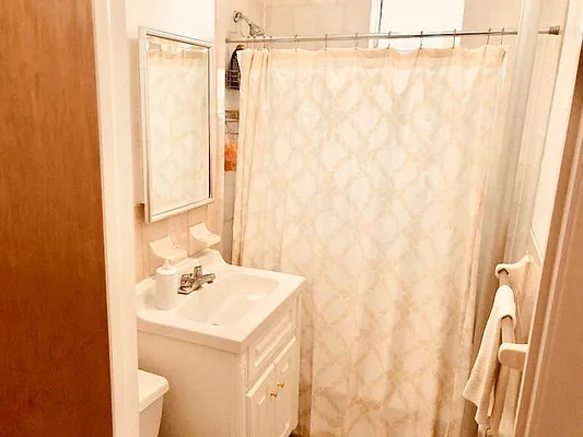 Rented by Signature Spaces NYC Corp | media 24