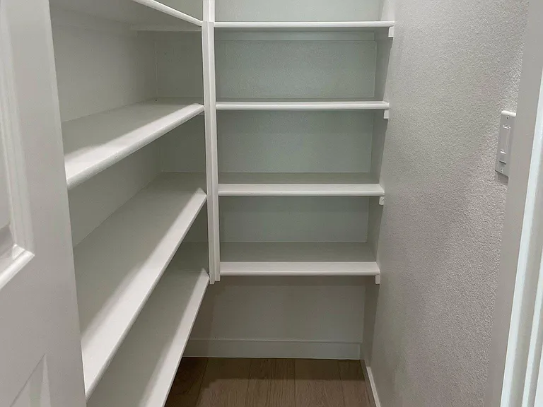 1404 Mahogany Dr — Photo 13