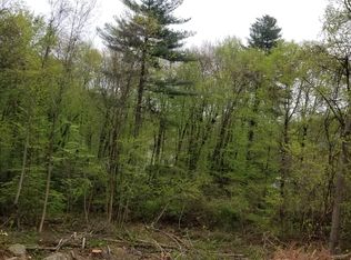 2 Wamsutta Ridge Rd, Charlton, MA 01507