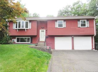 27 Berkshire Rd, West Hartford, CT 06110