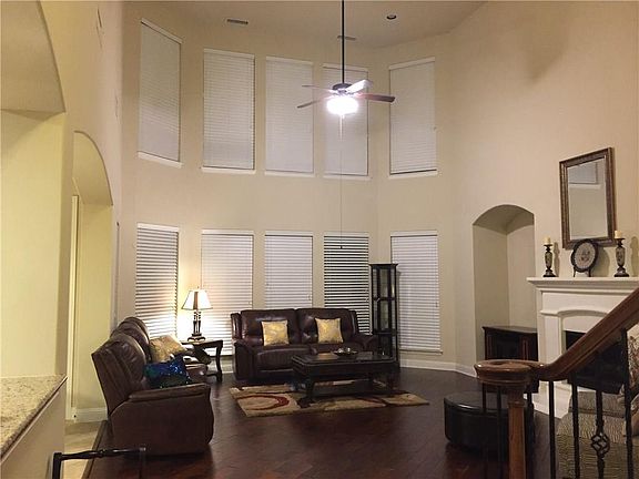 2nd image of 437 Fenwick Dr