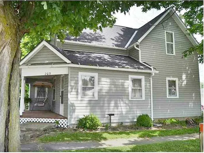 203 S Main St photo 1