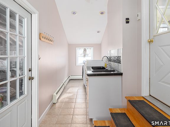 4th image of 351 Platt Hill Road