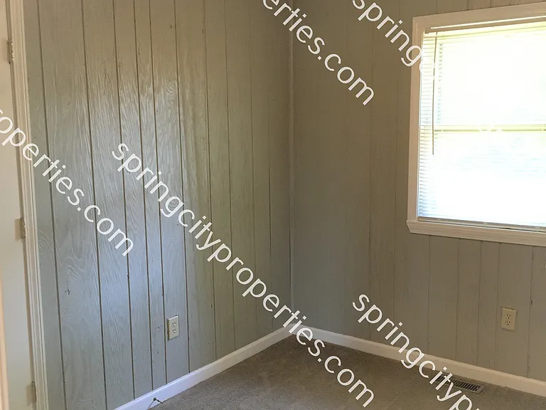 101 W Long Ln — Photo 12