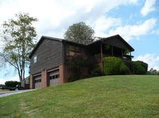 1270 Muse Rd, Fincastle, VA 24090