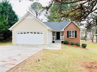 58 Kingston Pointe Dr, Kingston, GA 30145