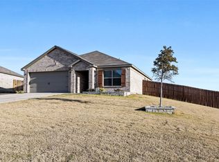 104 Yearling Ct, Newark, TX 76071