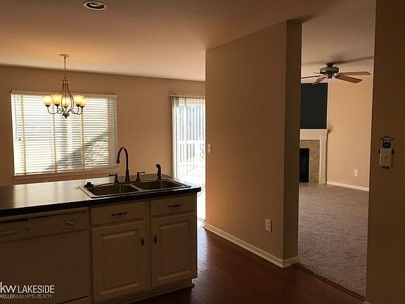 4th image of 53272 Pineridge Dr