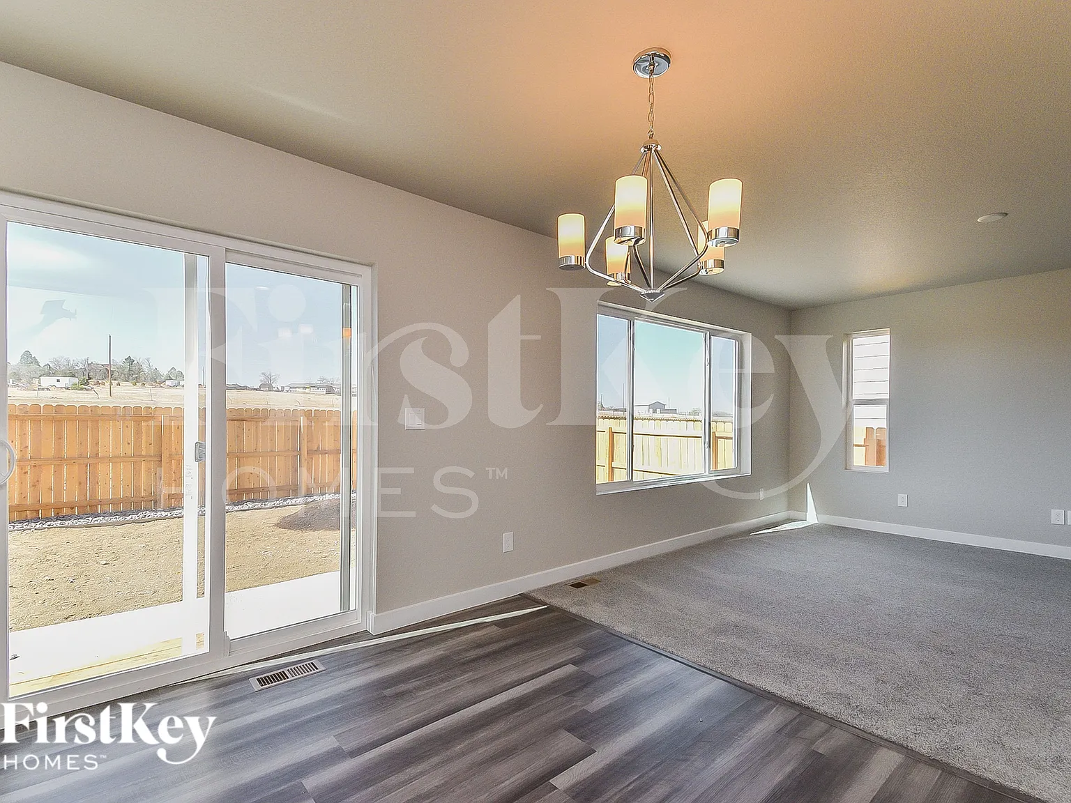 3 bed, 2.5 bath, 1643 sqft, $2,270 — Photo 4