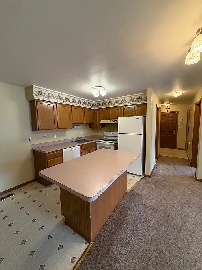 2 bed, 2.0 bath, 1100 sqft, $1,500 — Photo 4