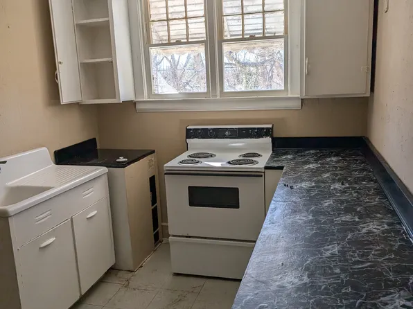 1401 Front St, Eden, NC 27288